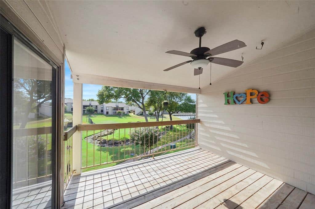 97886914 - 201 Lakeview Terrace G