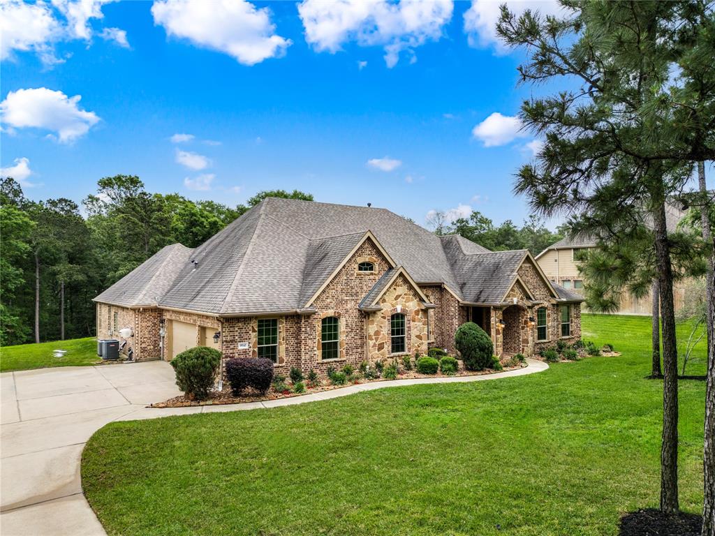 9542 Longmire Oaks Drive