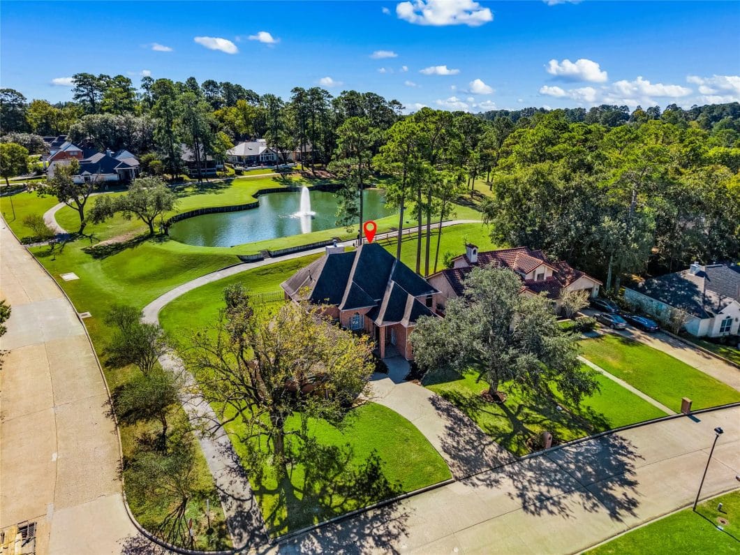 13346692 100 april waters drive n
