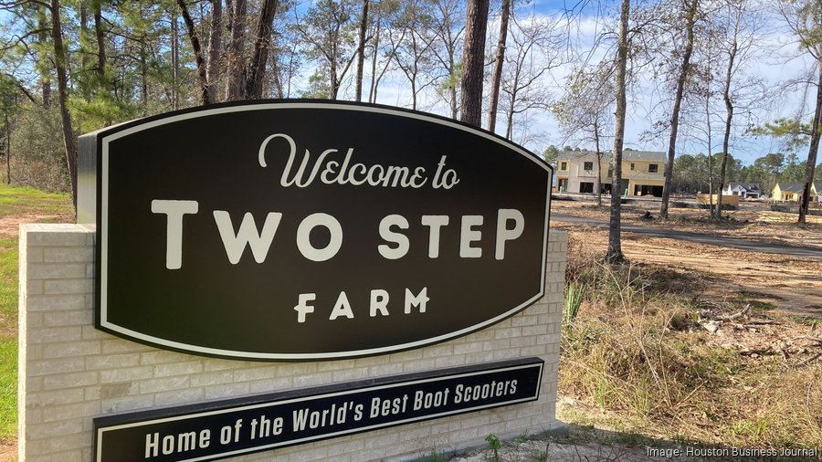 Sign welcoming visitors to Two Step Farm, a new home community in Montgomery, TX.
